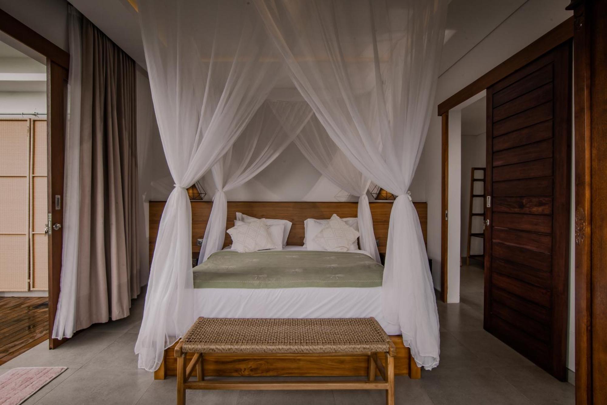 Abinawa Hill Bed & Breakfast Lovina  Ngoại thất bức ảnh